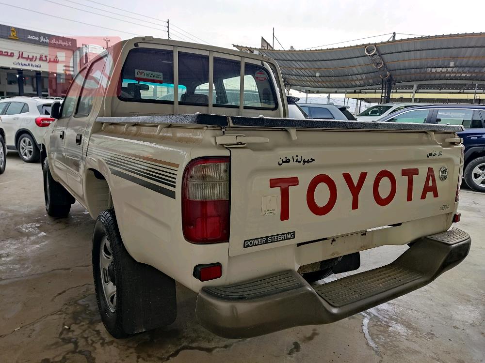 تۆیۆتا هایلۆکس